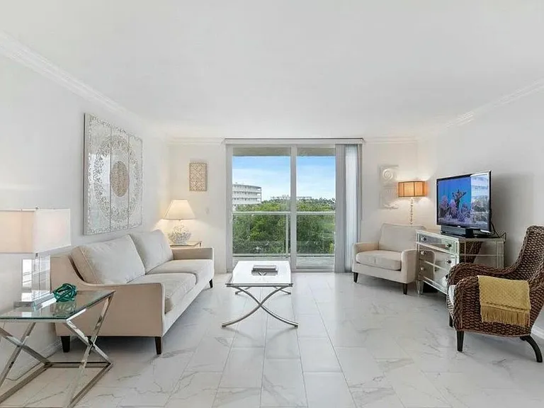 2560 S Ocean Blvd #518 — Photo 6
