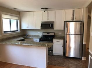 3246 N Leavitt St, Chicago, IL 60618