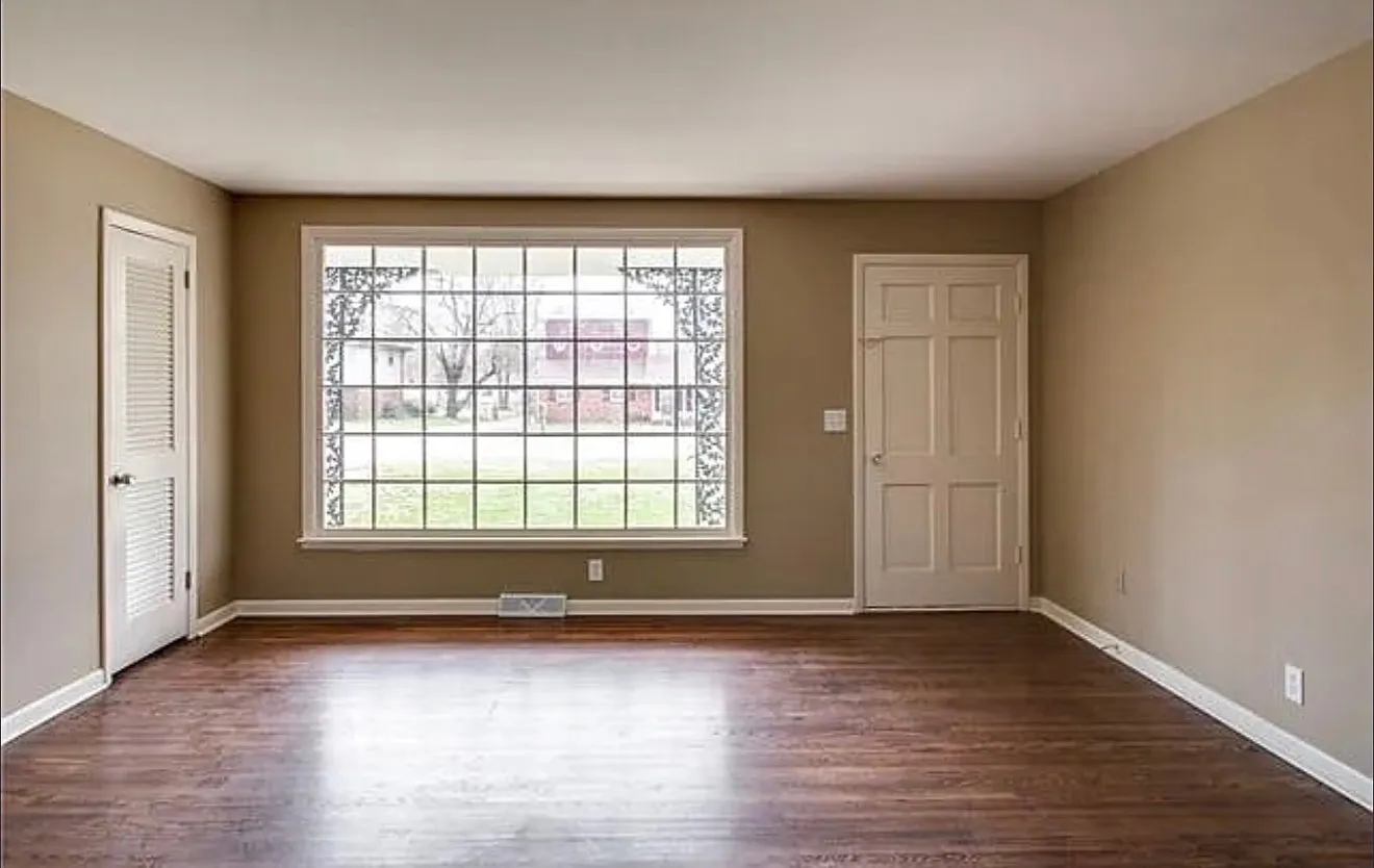 3 bed, 1.5 bath, 1500 sqft, $2,134 — Photo 4