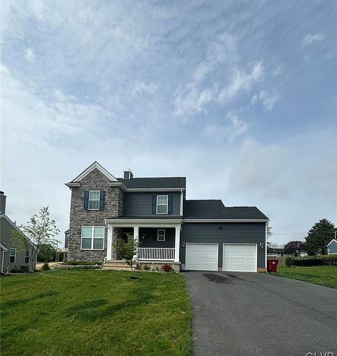 2nd image of 323 Newlins Rd E #W-204