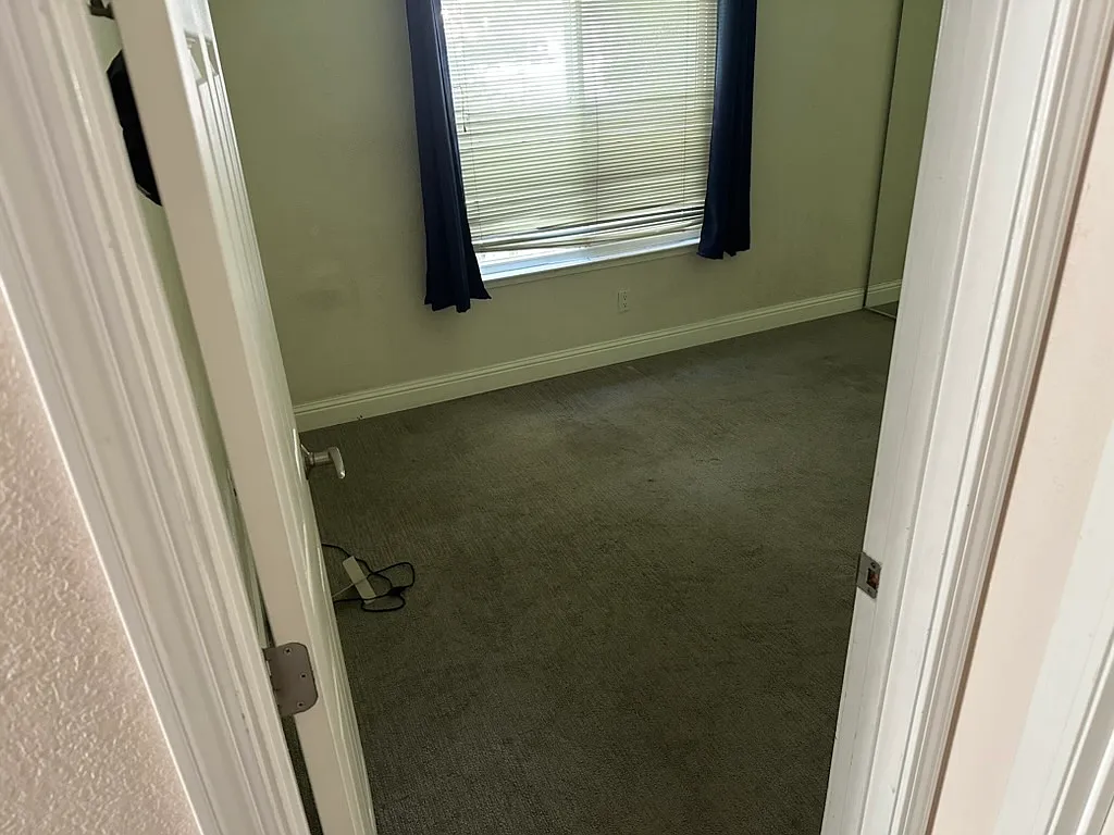3 bed, 1040 sqft, $1,400 — Photo 4