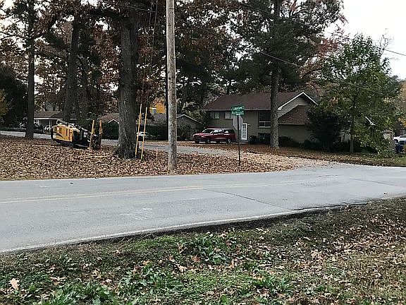 5th image of 2412 Northshore Dr