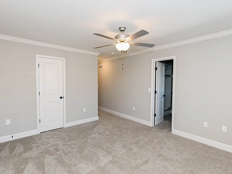 15310 Trailside Dr — Photo 34