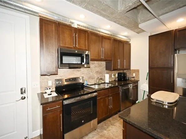 2940 Baltimore Ave APT 1209, Kansas City, MO 64108