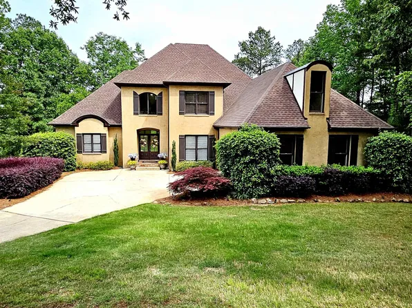 2166 Lakeview Trce, Trussville, AL 35173