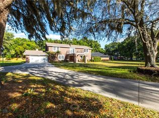2902 S Kingsway Rd, Seffner, FL 33584