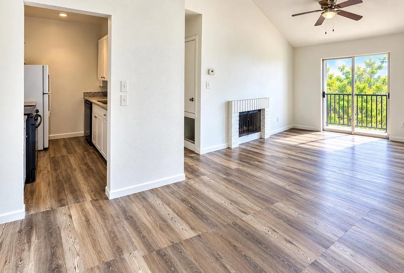 8 bed, 8.0 bath, 3746 sqft, $1,300 — Photo 1