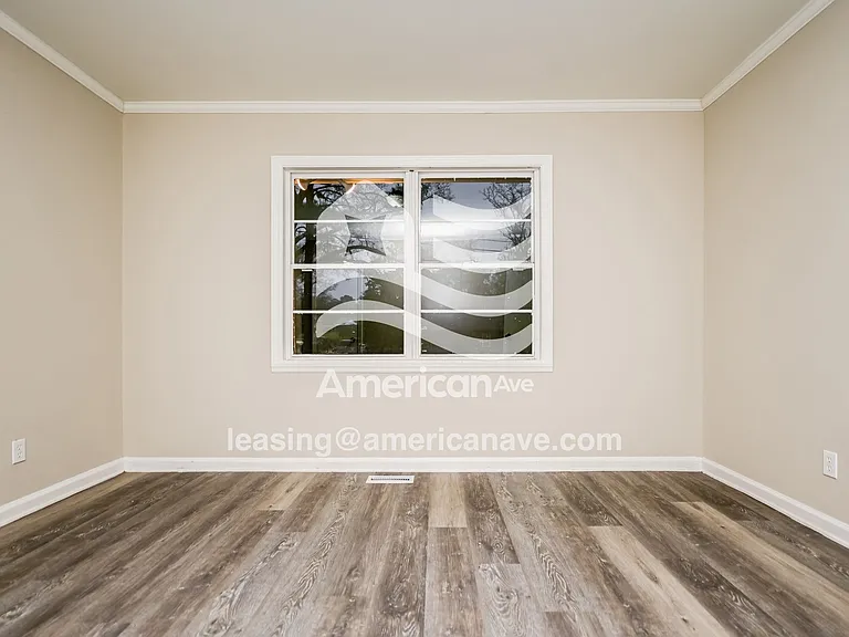 1529168_010_wm_-_bedroom_13458882.jpg