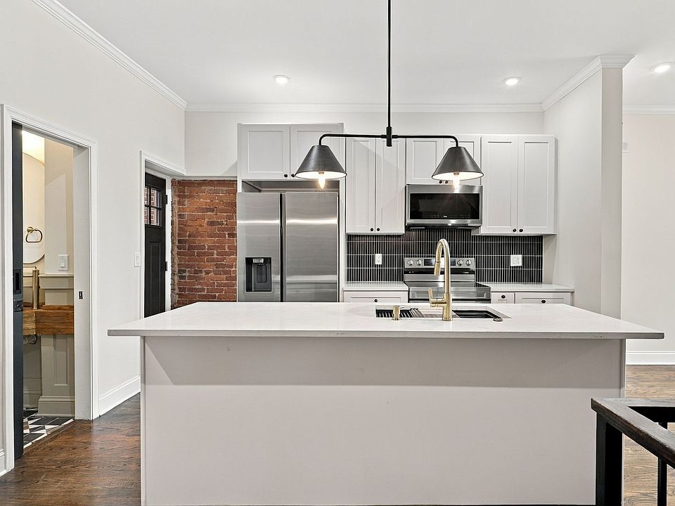 1st image of 2434 N 33rd St #A