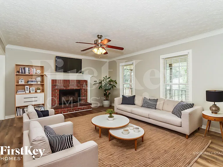 161 Poole Bridge Dr — Photo 4