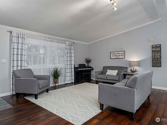 5th image of 4248 A Street SE #421
