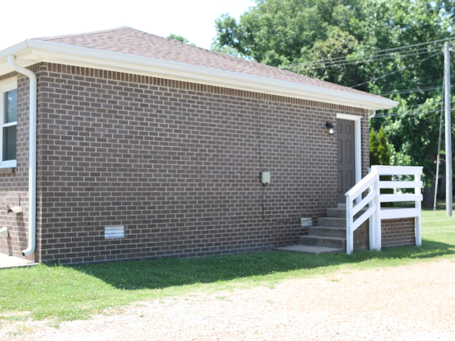 Gorgeous Furnished Duplex - 2 Min To Old Hickory Lake! — Photo 3