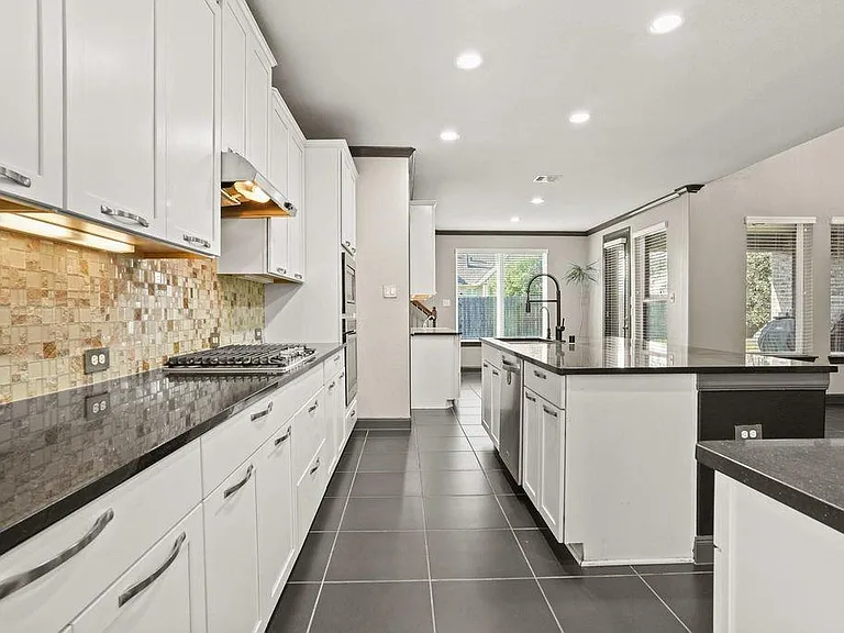 14105 N Lake Branch Ln — Photo 6