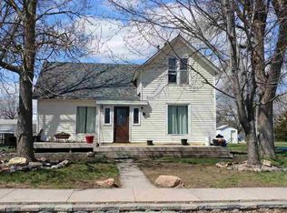 403 C Ave, Axtell, NE 68924