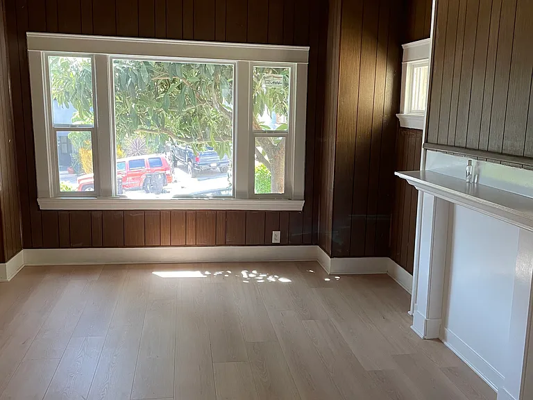 938 Everett St #938 — Photo 3