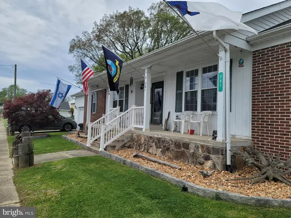 201 Madison St, Colonial Beach, VA 22443