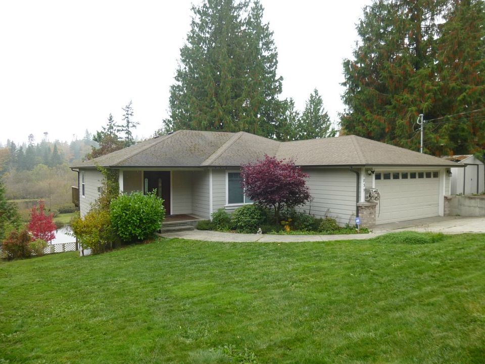 1st image of 1839 Lake Dr
