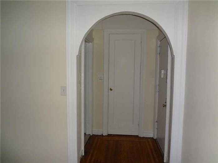 2nd image of 103 Haven Ave