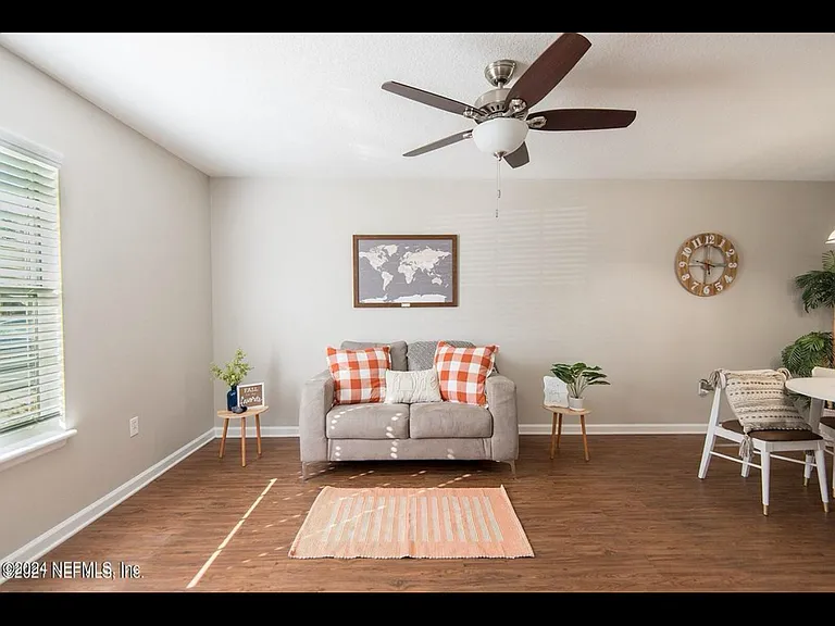 226 Bradford Dr #228 — Photo 4