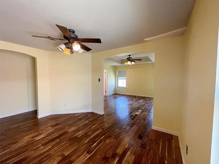 3906 Haleys Way — Photo 14