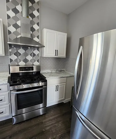 3849 S Albany Ave #2 — Photo 6
