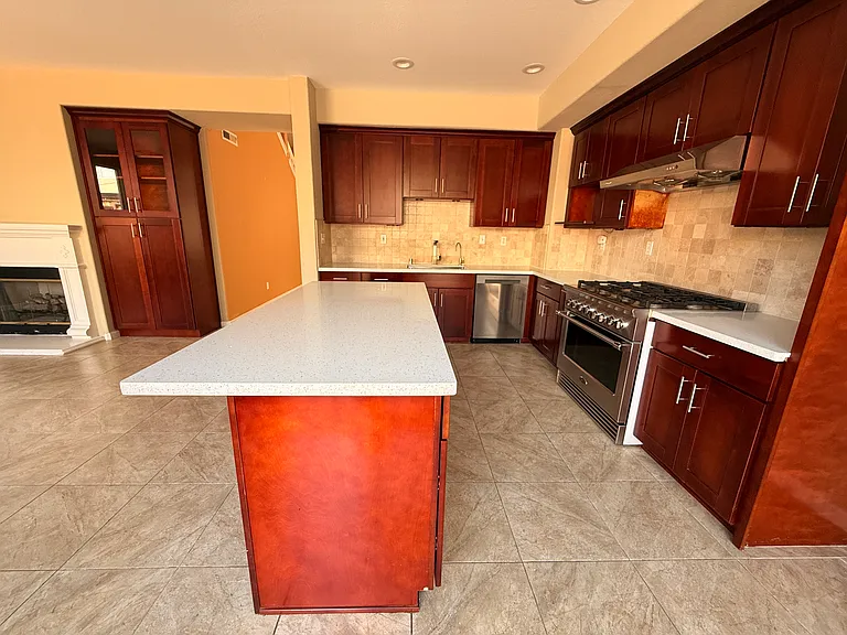 1832 Montage Ct — Photo 8