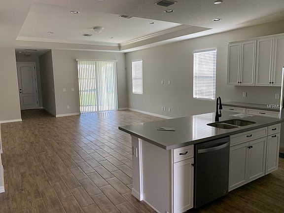 4th image of 15668 Honeybell Dr