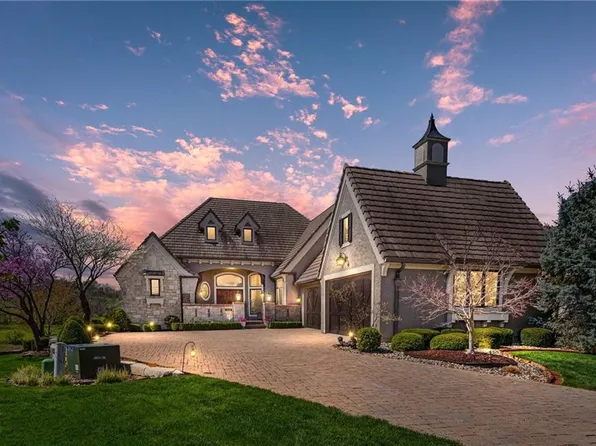 15152 Buena Vista St, Leawood, KS 66224