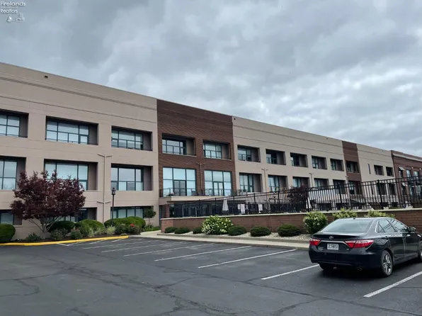 401 W Shoreline Dr Unit 125, Sandusky, OH 44870
