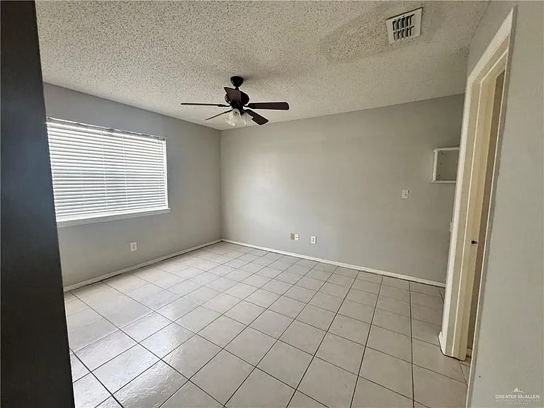 1804 Oasis Dr #307 — Photo 6