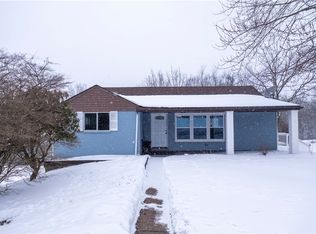 1020 Roosevelt Way, New Alexandria, PA 15670