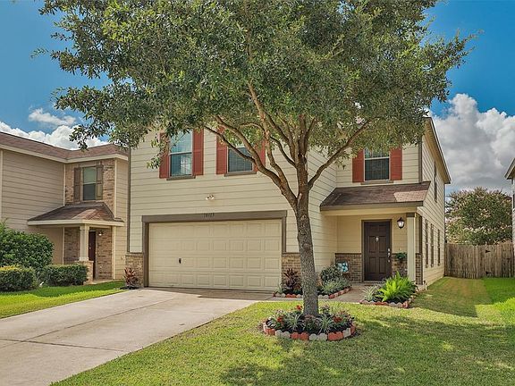 4th image of 18415 Fair Grange Ln