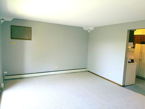 5th image of 6914 Crandall Ave #3W
