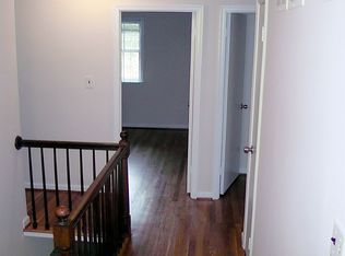 16812 Baederwood Ln, Rockville, MD 20855