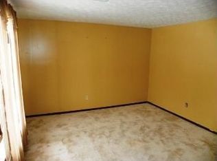 3455 Westpoint Dr, Columbus, OH 43232