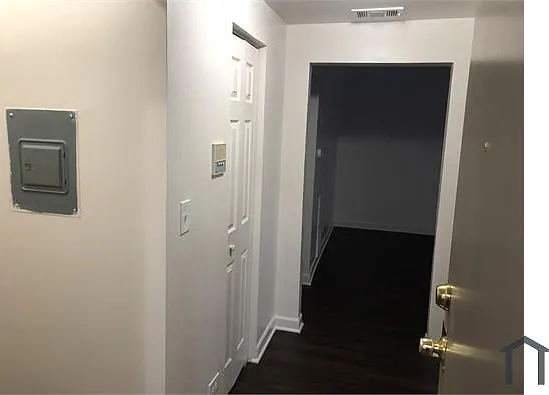 2 bed, 1200 sqft, $1,900 — Photo 3