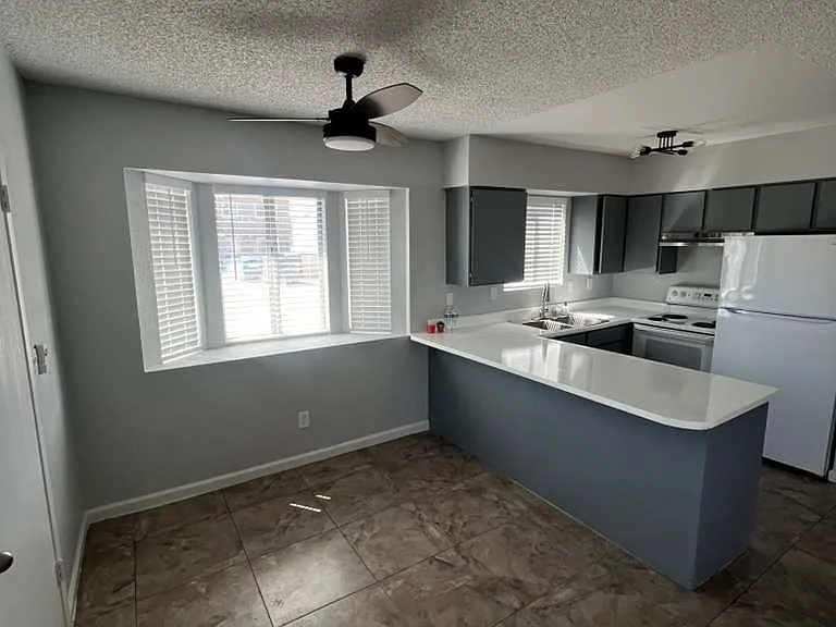 5662 E Lake Mead Blvd #A — Photo 6