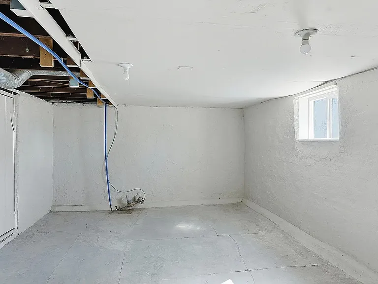 1620 S 9th St — Photo 14
