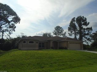 709 Oro Ave S, Lehigh Acres, FL 33974