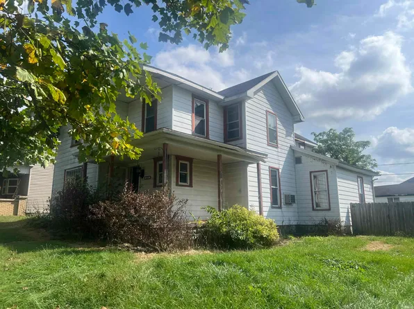 620 E Main St, Hartford City, IN 47348