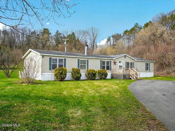 821 State Highway 161, Amsterdam, NY 12010