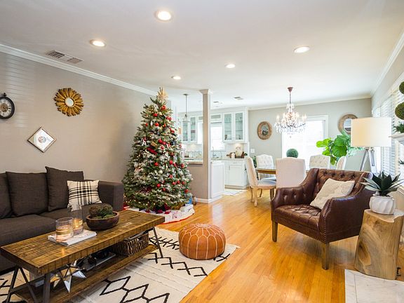 3rd image of 2417 Carol Park Pl