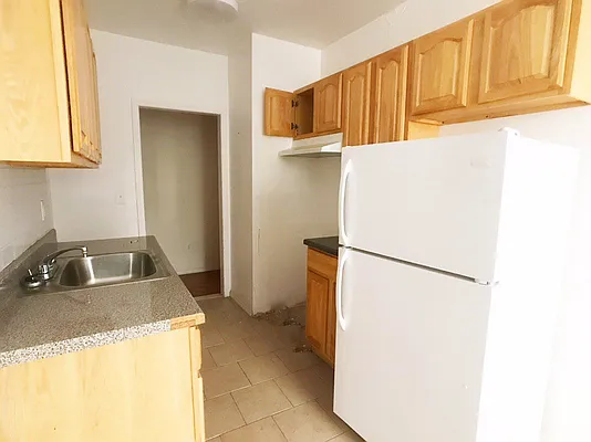Rented by Bohemia Realty Group | media 9