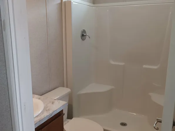 245 SE 29th St, Topeka, KS