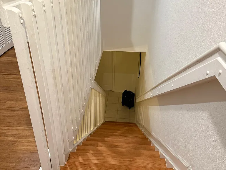 13428 Georgian Ct — Photo 10