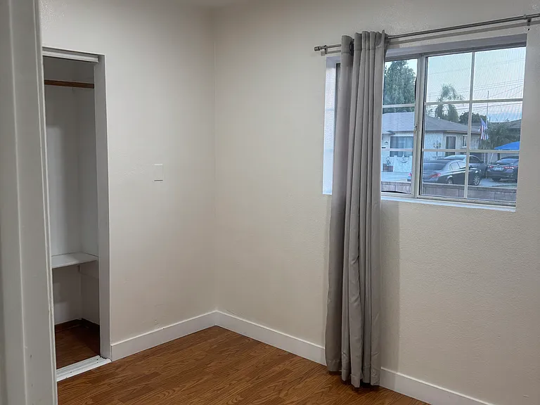11602 Faculty Dr — Photo 23