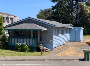1955 Maple St, North Bend, OR 97459