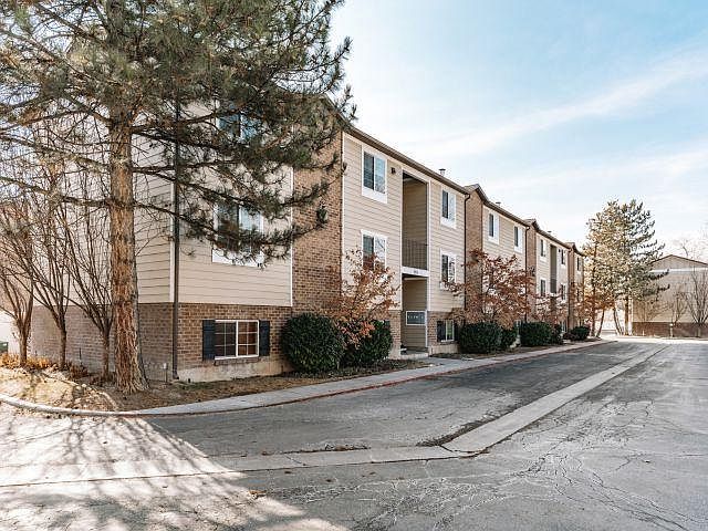 1st image of 864 E Arnecia Ct Unit 21