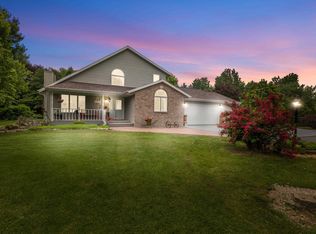 N3245 Us Highway 76, Hortonville, WI 54944