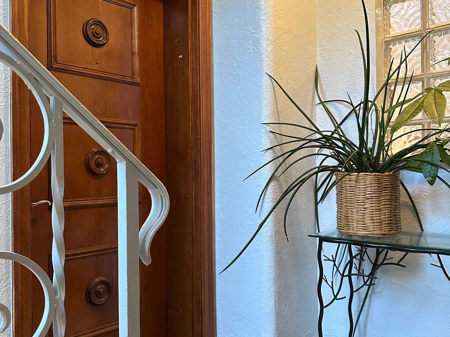 2 bed, 1200 sqft, $1,500 — Photo 3